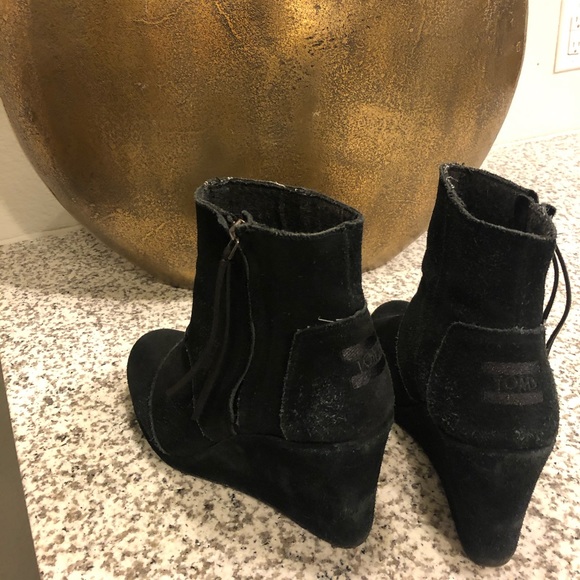 TOMS black suede wedge booties - Picture 4 of 6
